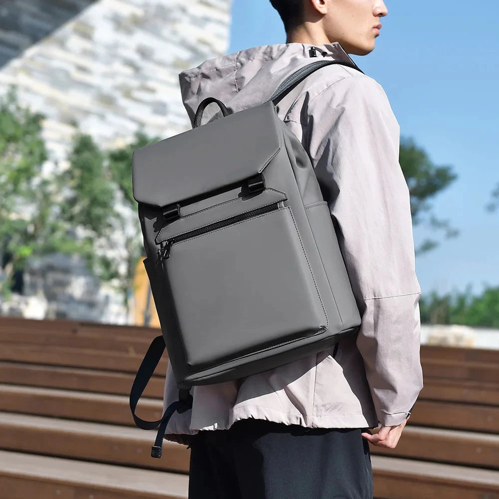 sac a dos impermeable urbain masculin