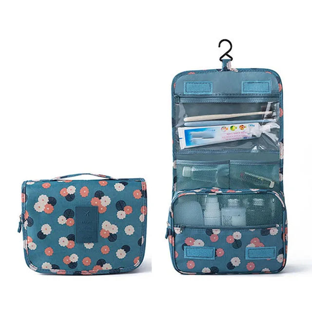 trousse de toilette femme a suspendre