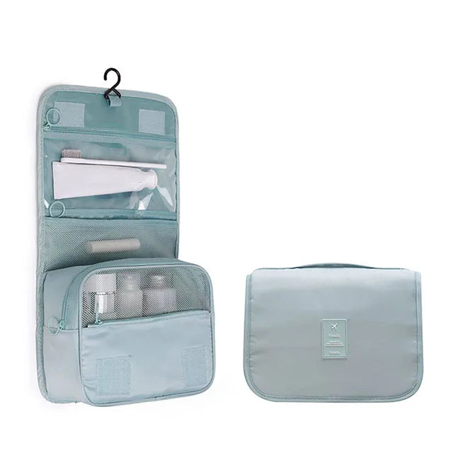 trousse toilette voyage femme suspendue